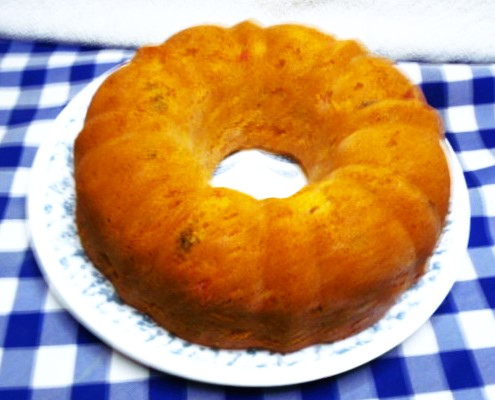 Freeze-Dried Gluten-Free Friendship Cake Bite Without Nuts